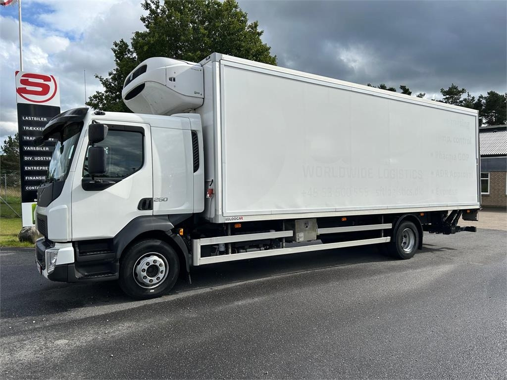 Volvo FL 250 16 ton - Refrijeratör kamyon: fotoğraf 1 Volvo FL 250 16 ton - Refrijeratör kamyon: fotoğraf 1