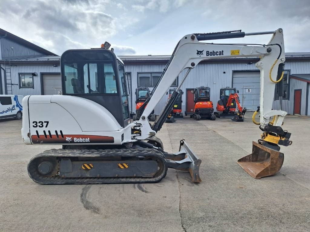 Bobcat 337D PYÖRITTÄJÄLLÄ - Mini ekskavatör: fotoğraf 5 Bobcat 337D PYÖRITTÄJÄLLÄ - Mini ekskavatör: fotoğraf 5