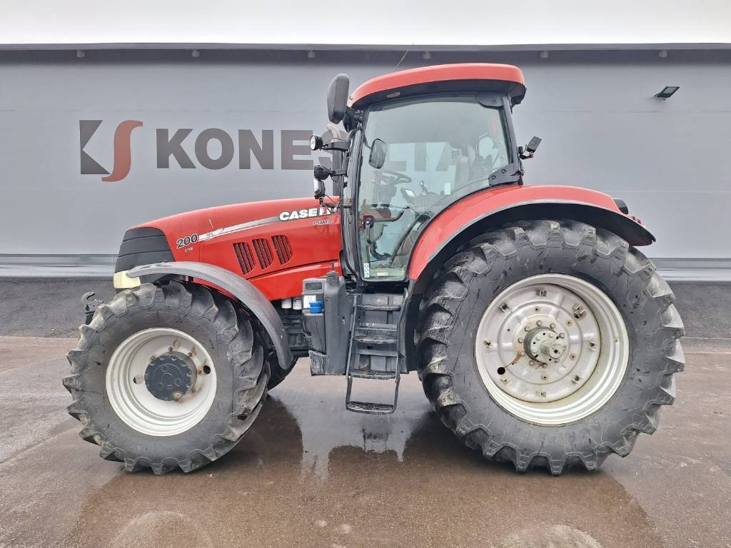 Case IH PUMA 200CXV ETUNOSTOLAITTEET - Traktör: fotoğraf 1 Case IH PUMA 200CXV ETUNOSTOLAITTEET - Traktör: fotoğraf 1