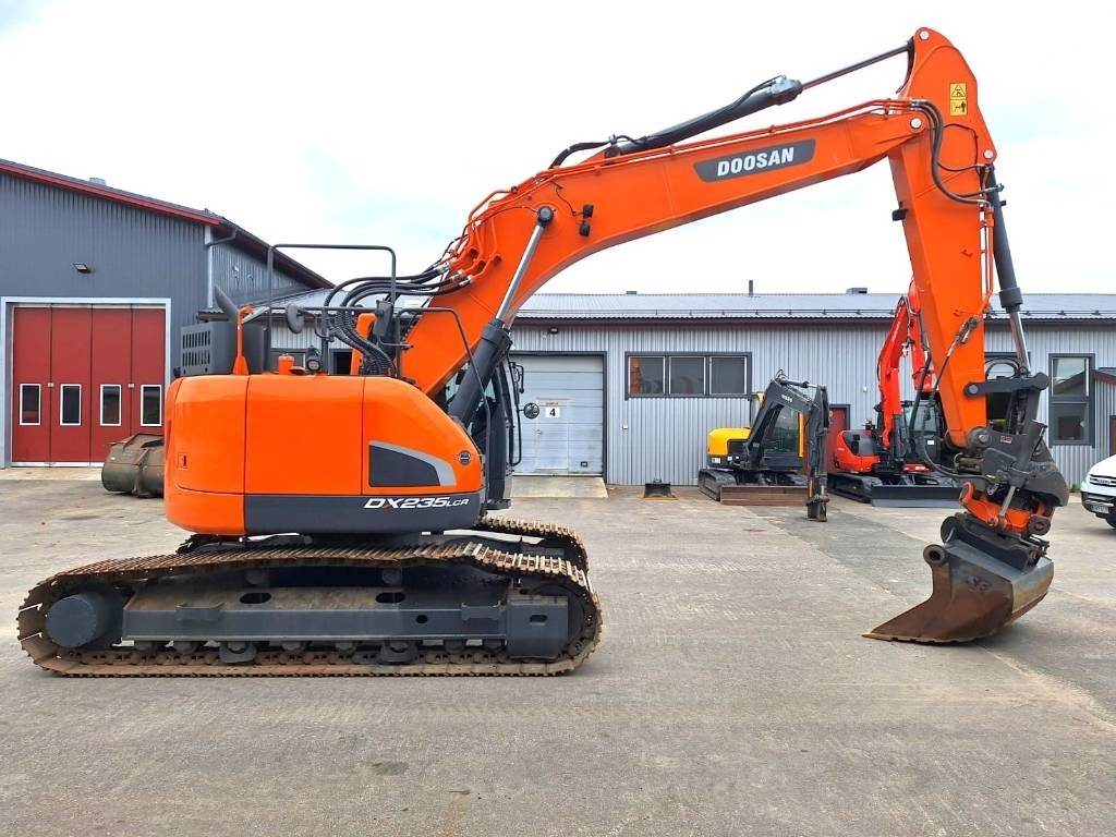 Doosan MYYTY! SOLD! DX235LCR-5 PYÖRITTÄJÄ - Paletli ekskavatör: fotoğraf 5 Doosan MYYTY! SOLD! DX235LCR-5 PYÖRITTÄJÄ - Paletli ekskavatör: fotoğraf 5