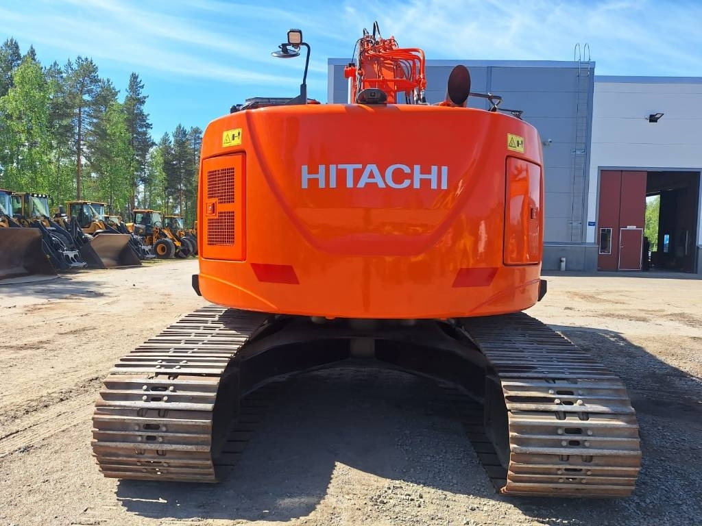 Hitachi ZX225USLC-5 PYÖRITTÄJÄ+PIHDIT YM. - Paletli ekskavatör: fotoğraf 3 Hitachi ZX225USLC-5 PYÖRITTÄJÄ+PIHDIT YM. - Paletli ekskavatör: fotoğraf 3