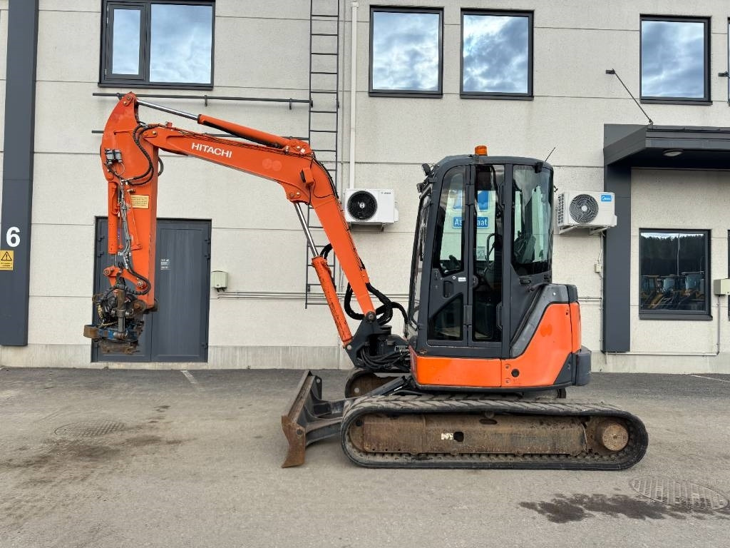 Hitachi ZX50U-2 PYÖRITTÄJÄLLÄ - Mini ekskavatör: fotoğraf 1 Hitachi ZX50U-2 PYÖRITTÄJÄLLÄ - Mini ekskavatör: fotoğraf 1