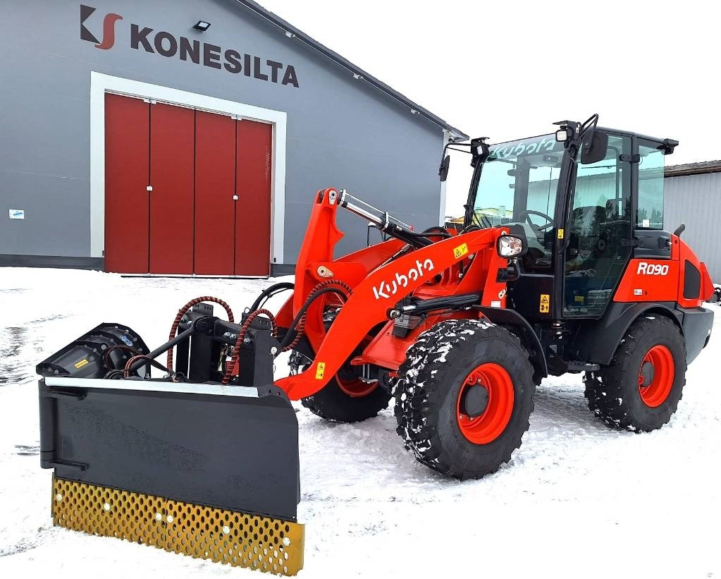 Kubota R090 TALVIPAKETILLA - Tekerlekli yükleyici: fotoğraf 1 Kubota R090 TALVIPAKETILLA - Tekerlekli yükleyici: fotoğraf 1