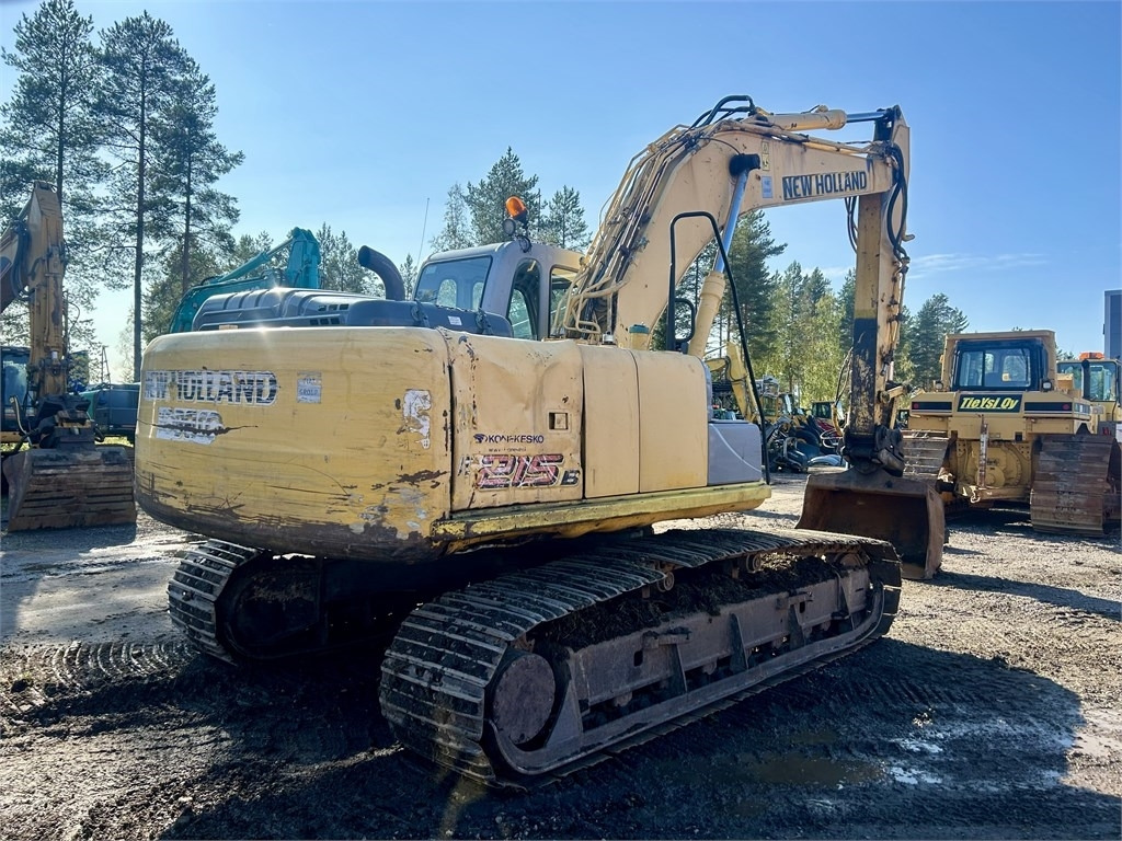 New Holland MYYTY! SOLD! E215B KAUHALLA - Paletli ekskavatör: fotoğraf 4 New Holland MYYTY! SOLD! E215B KAUHALLA - Paletli ekskavatör: fotoğraf 4