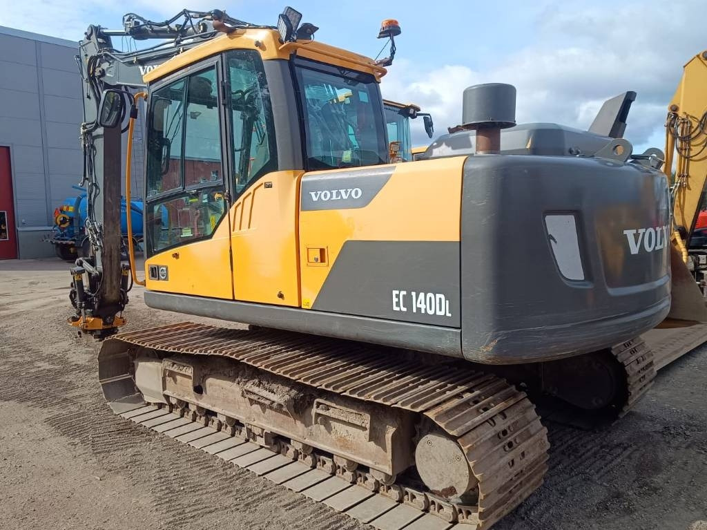 Volvo EC140DL PYÖRITTÄJÄLLÄ - Paletli ekskavatör: fotoğraf 3 Volvo EC140DL PYÖRITTÄJÄLLÄ - Paletli ekskavatör: fotoğraf 3