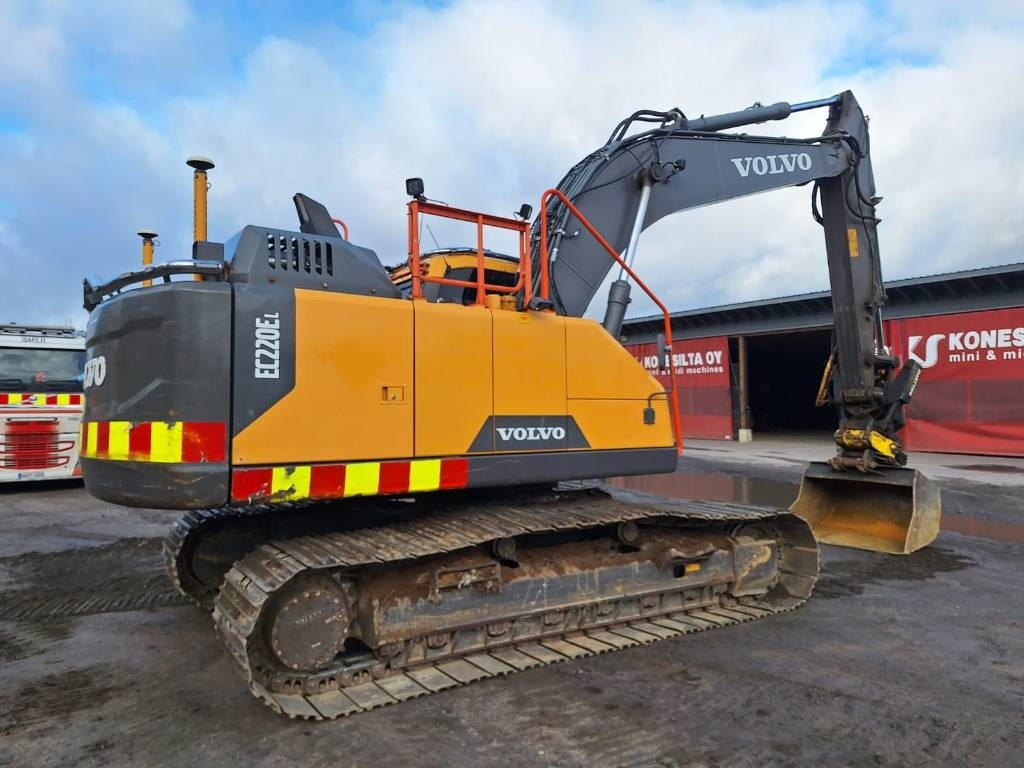 Volvo EC220EL HUIPPUVARUSTEILLA - Paletli ekskavatör: fotoğraf 4 Volvo EC220EL HUIPPUVARUSTEILLA - Paletli ekskavatör: fotoğraf 4