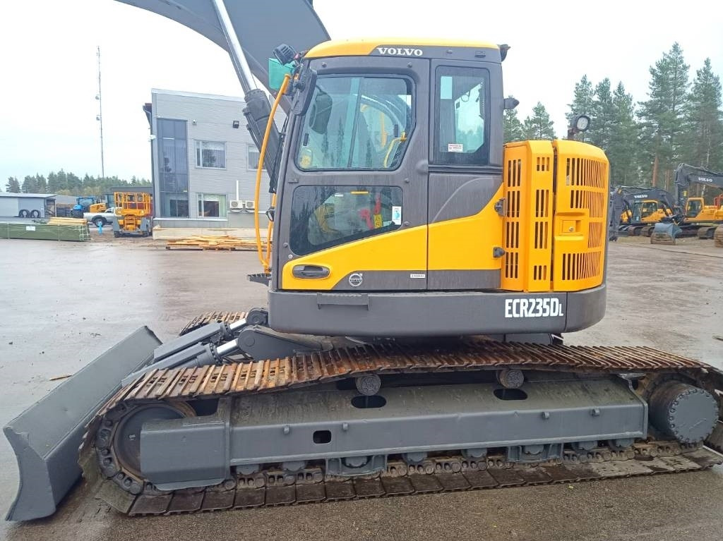 Volvo ECR235DL PYÖRITTÄJÄLLÄ - Paletli ekskavatör: fotoğraf 2 Volvo ECR235DL PYÖRITTÄJÄLLÄ - Paletli ekskavatör: fotoğraf 2