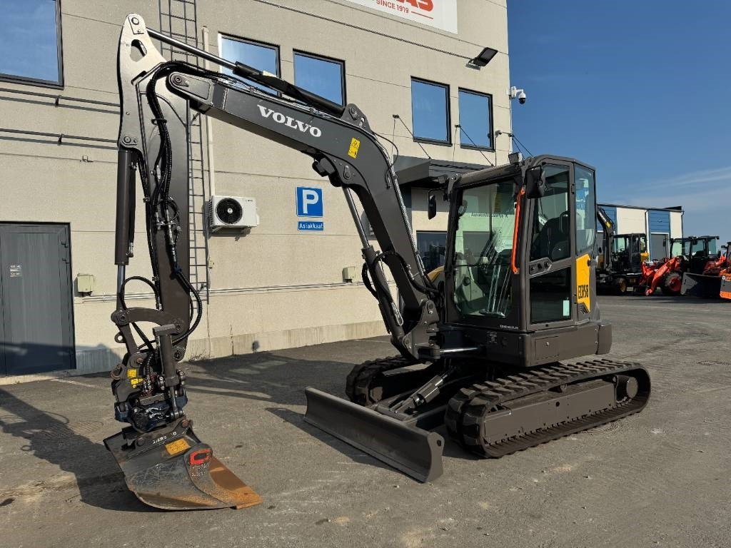 Volvo ECR58F PYÖRITTÄJÄLLÄ - Mini ekskavatör: fotoğraf 2 Volvo ECR58F PYÖRITTÄJÄLLÄ - Mini ekskavatör: fotoğraf 2