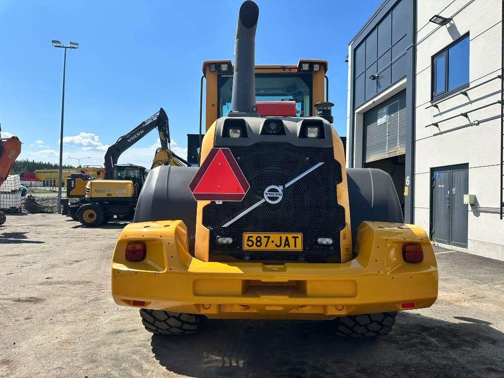 Volvo L70G vipuohjaus, 3' ja 4' hydr - Tekerlekli yükleyici: fotoğraf 3 Volvo L70G vipuohjaus, 3' ja 4' hydr - Tekerlekli yükleyici: fotoğraf 3