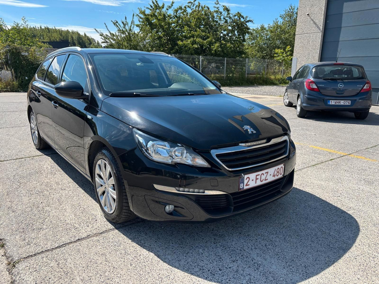 Peugeot 308 Klima. Kamera. Navi. Tempomat - Station wagon: fotoğraf 3 Peugeot 308 Klima. Kamera. Navi. Tempomat - Station wagon: fotoğraf 3