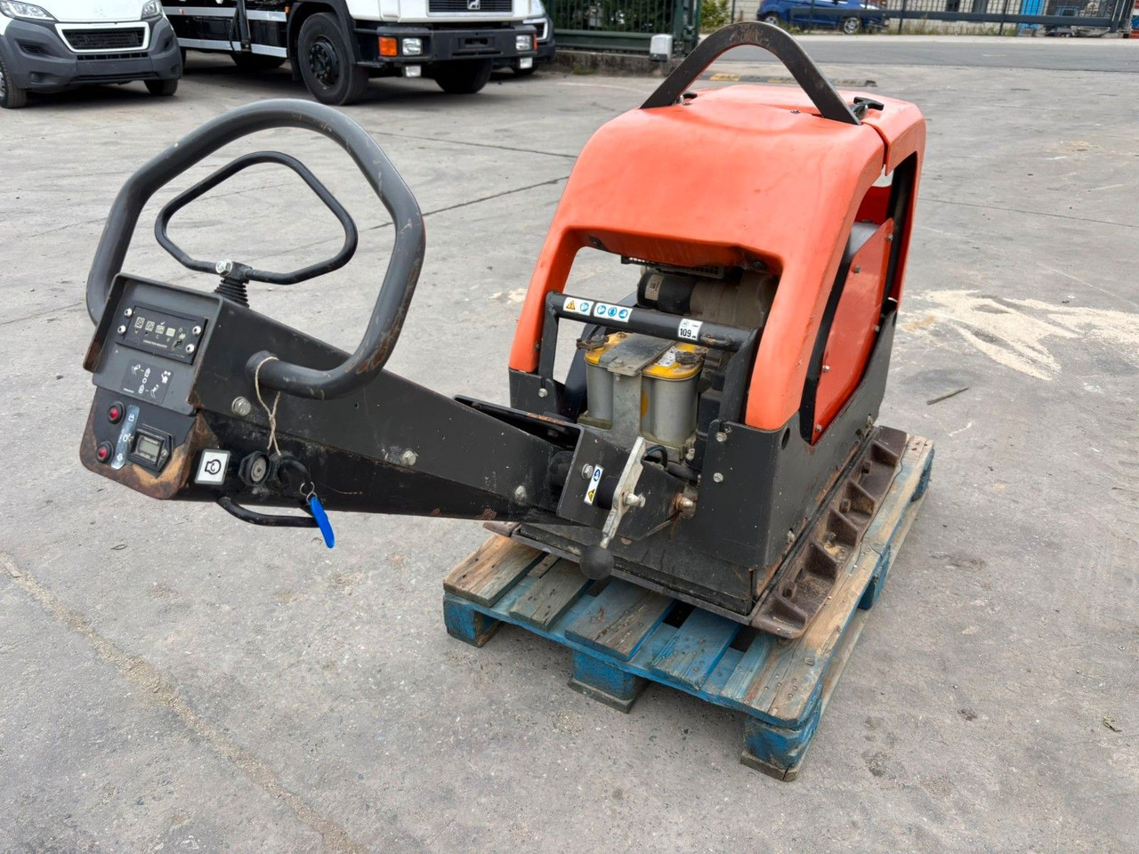 Plate Wals Husqvarna LG504 - Titreşimli kompaktör: fotoğraf 2 Plate Wals Husqvarna LG504 - Titreşimli kompaktör: fotoğraf 2