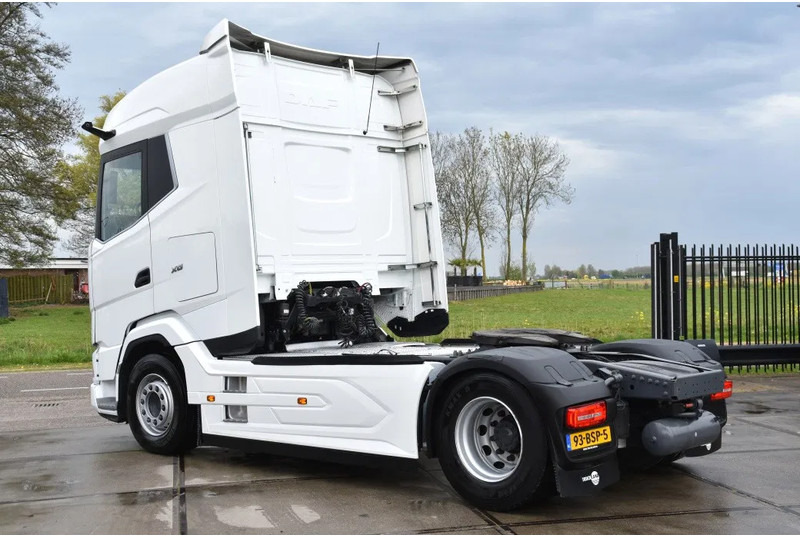 DAF XG 480 4x2 - 230 TKM - CAMERA SYSTEM - PARK. AIRCO - 2 x FUEL TANKS - APPLE CARPLAY/ANDROID - LED LIGHTS - TOP CONDITION - - Çekici: fotoğraf 3 DAF XG 480 4x2 - 230 TKM - CAMERA SYSTEM - PARK. AIRCO - 2 x FUEL TANKS - APPLE CARPLAY/ANDROID - LED LIGHTS - TOP CONDITION - - Çekici: fotoğraf 3