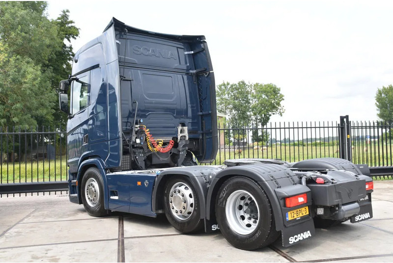 Scania S520 V8 NGS 6x2/4NB - RETARDER - FULL AIR - PARK. AIRCO - ACC - 2 x FUEL TANKS - LED LIGHTS - TOP CONDITION - - Çekici: fotoğraf 3 Scania S520 V8 NGS 6x2/4NB - RETARDER - FULL AIR - PARK. AIRCO - ACC - 2 x FUEL TANKS - LED LIGHTS - TOP CONDITION - - Çekici: fotoğraf 3
