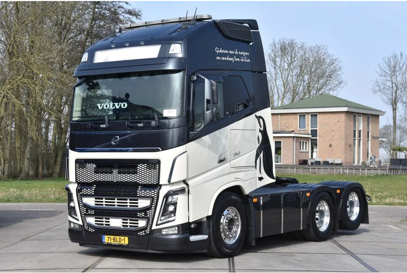 Volvo FH 16.750 Globetrotter XL 6x2 - RETARDER - FULL AIR - PARK. AIRCO - DYNAMIC STEERING - SLIDING FIFTH WHEEL - ALCOA'S - TOP CONDI - Çekici: fotoğraf 2 Volvo FH 16.750 Globetrotter XL 6x2 - RETARDER - FULL AIR - PARK. AIRCO - DYNAMIC STEERING - SLIDING FIFTH WHEEL - ALCOA'S - TOP CONDI - Çekici: fotoğraf 2