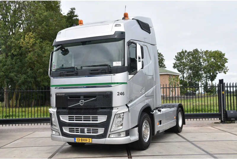 Volvo FH 420 Globe 4x2 - ADR FL - 766 TKM - PTO - AIRCO - DIFF. LOCK - TOP CONDITION - - Çekici: fotoğraf 2 Volvo FH 420 Globe 4x2 - ADR FL - 766 TKM - PTO - AIRCO - DIFF. LOCK - TOP CONDITION - - Çekici: fotoğraf 2