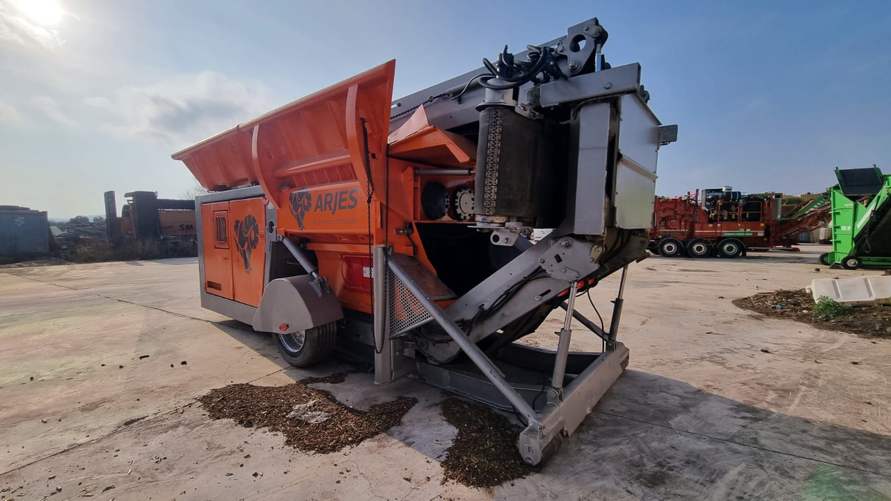 ARJES VZ750D - Ağaç parçalama makinesi: fotoğraf 5 ARJES VZ750D - Ağaç parçalama makinesi: fotoğraf 5