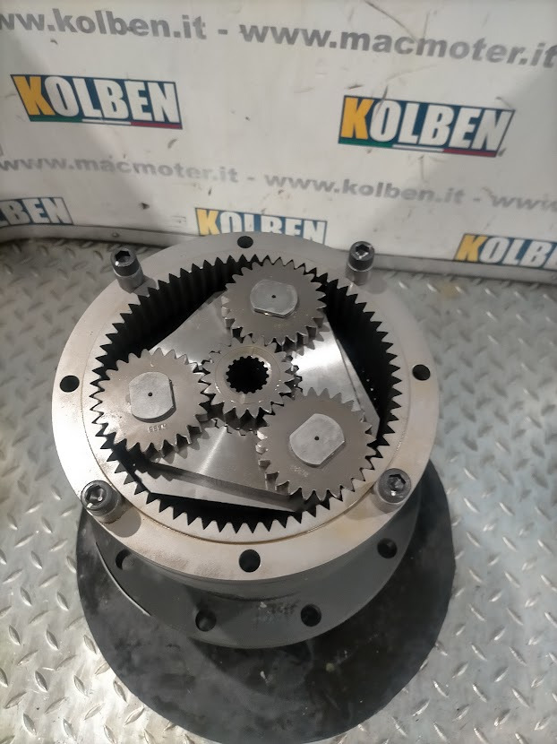 Bonfiglioli CASE CX130 - Dönüş motoru - İş makinaları: fotoğraf 4 Bonfiglioli CASE CX130 - Dönüş motoru - İş makinaları: fotoğraf 4