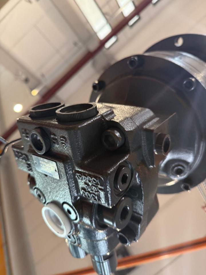 Bonfiglioli CASE CX30 - Dönüş motoru - İş makinaları: fotoğraf 3 Bonfiglioli CASE CX30 - Dönüş motoru - İş makinaları: fotoğraf 3