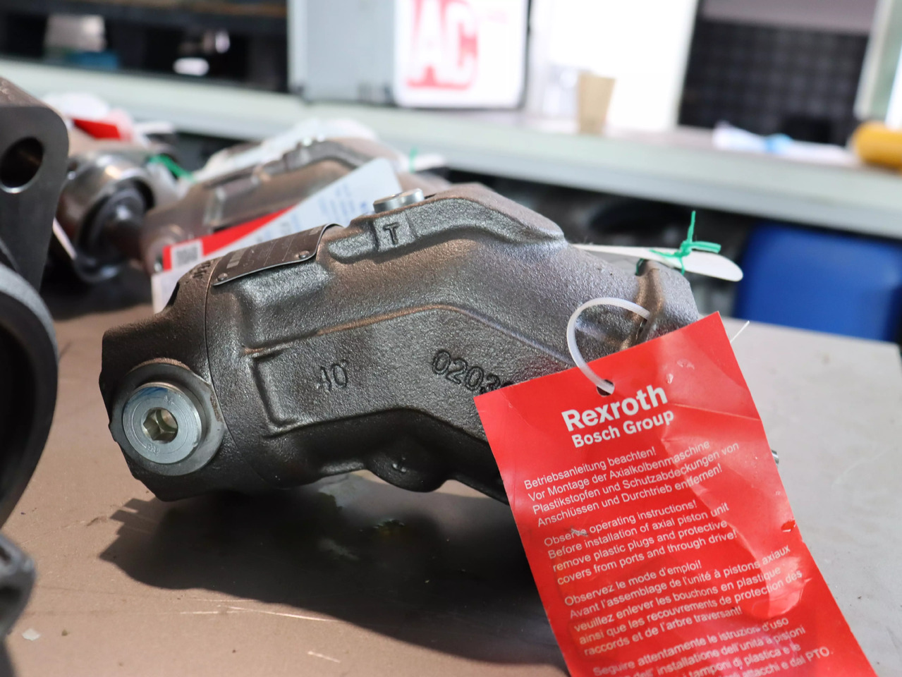 REXROTH A2FM10/61W-VZB040 - Hidrolik motor - İş makinaları: fotoğraf 1 REXROTH A2FM10/61W-VZB040 - Hidrolik motor - İş makinaları: fotoğraf 1