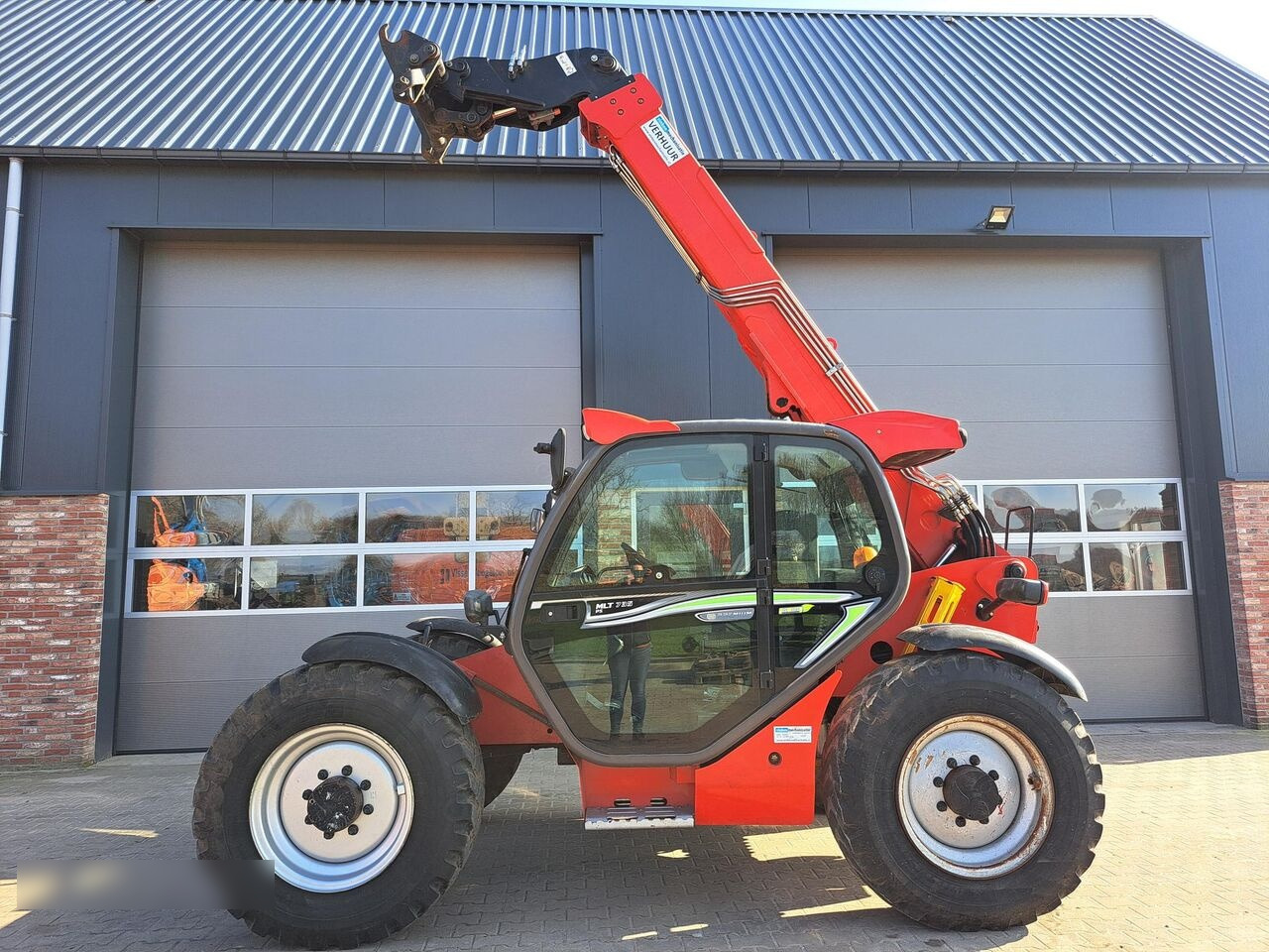 Manitou MLT735 120ps - Teleskopik yükleyici: fotoğraf 2 Manitou MLT735 120ps - Teleskopik yükleyici: fotoğraf 2
