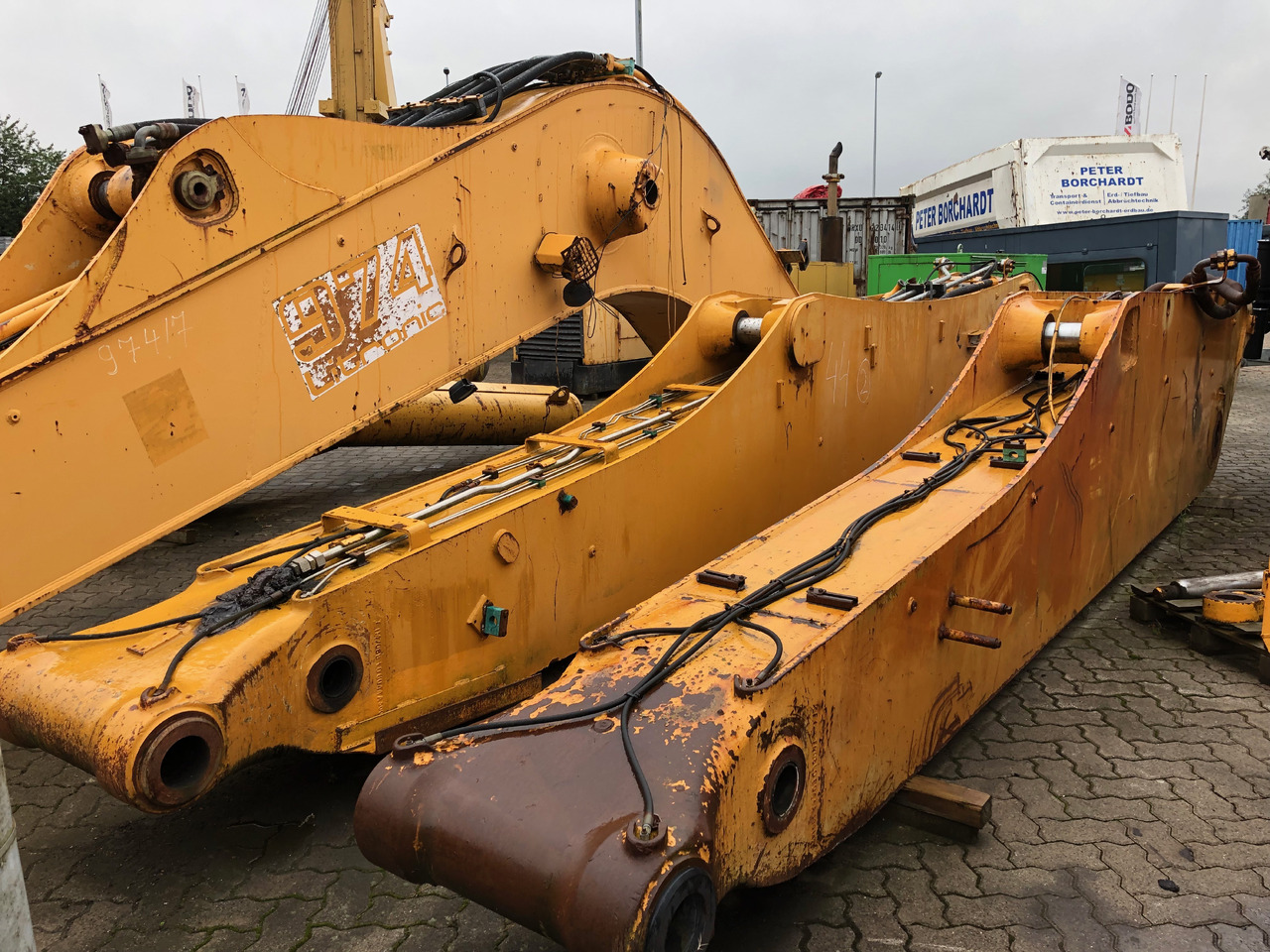 LIEBHERR Boom and sticks for 974 - Bom - Ekskavatör: fotoğraf 1 LIEBHERR Boom and sticks for 974 - Bom - Ekskavatör: fotoğraf 1