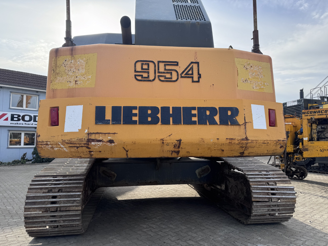 LIEBHERR R954BHDW material handler with elevation cab - Elleçleme makinesi: fotoğraf 4 LIEBHERR R954BHDW material handler with elevation cab - Elleçleme makinesi: fotoğraf 4