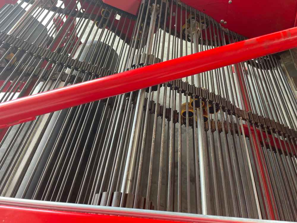 Grimme WV 165 - Üzüm hasat makinası: fotoğraf 4 Grimme WV 165 - Üzüm hasat makinası: fotoğraf 4