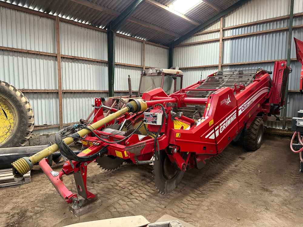 Grimme CS-150 RotaPower XL - Patates hasat makinesi: fotoğraf 1 Grimme CS-150 RotaPower XL - Patates hasat makinesi: fotoğraf 1