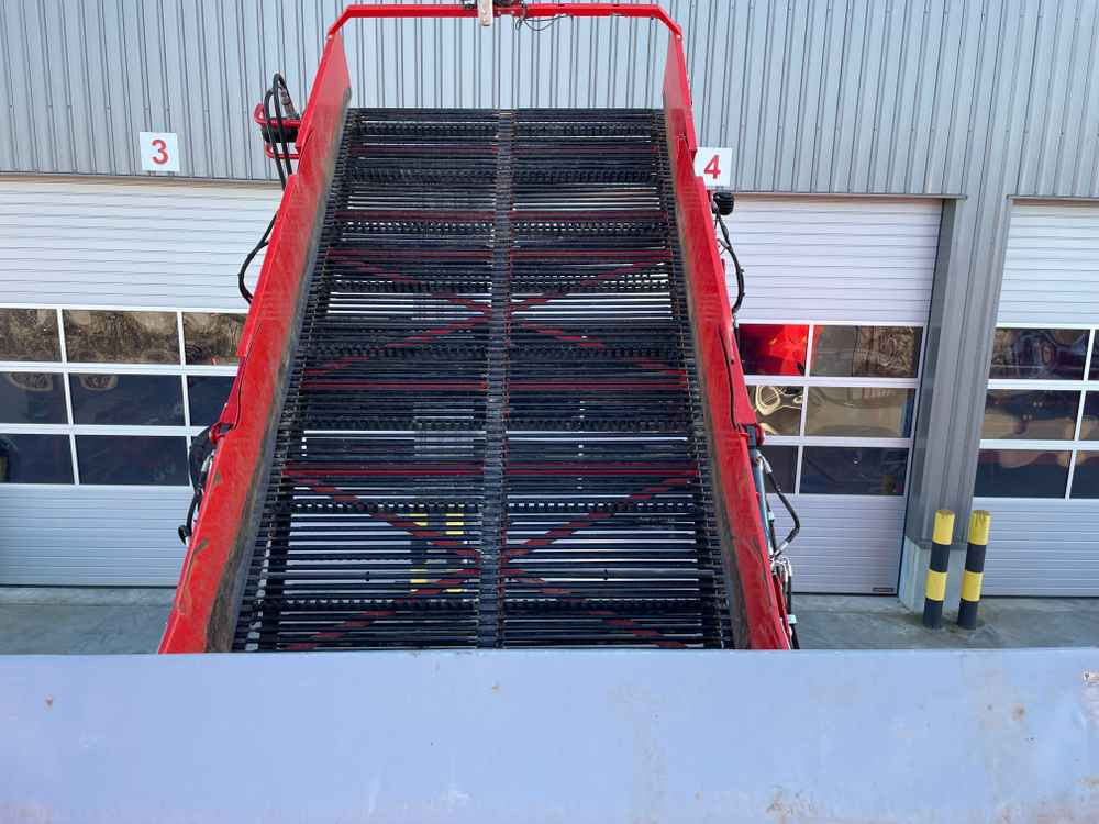 Dewulf KWATRO - Hasat makinesi: fotoğraf 4 Dewulf KWATRO - Hasat makinesi: fotoğraf 4