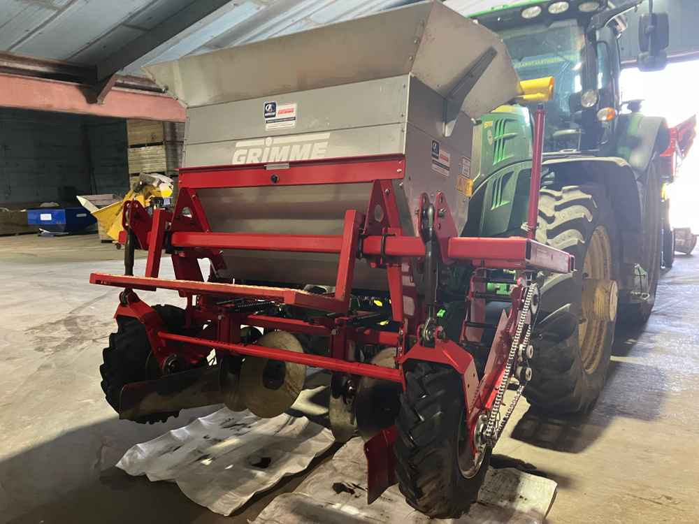 Grimme Grimme FA / FDS, Front Mounted Fertiliser Aplicator - Hasat makinesi: fotoğraf 1 Grimme Grimme FA / FDS, Front Mounted Fertiliser Aplicator - Hasat makinesi: fotoğraf 1