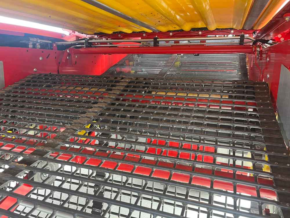 Grimme VARITRON 270 PLATINUM TT - Hasat makinesi: fotoğraf 4 Grimme VARITRON 270 PLATINUM TT - Hasat makinesi: fotoğraf 4