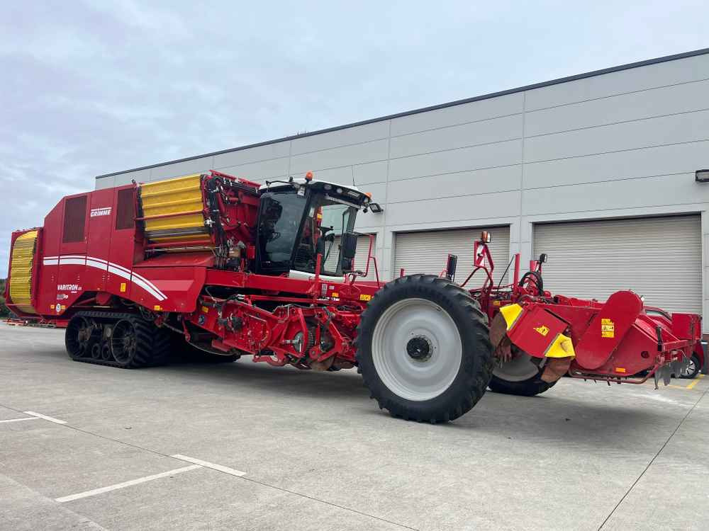 Grimme VARITRON 470 PLATINUM TT - Hasat makinesi: fotoğraf 1 Grimme VARITRON 470 PLATINUM TT - Hasat makinesi: fotoğraf 1