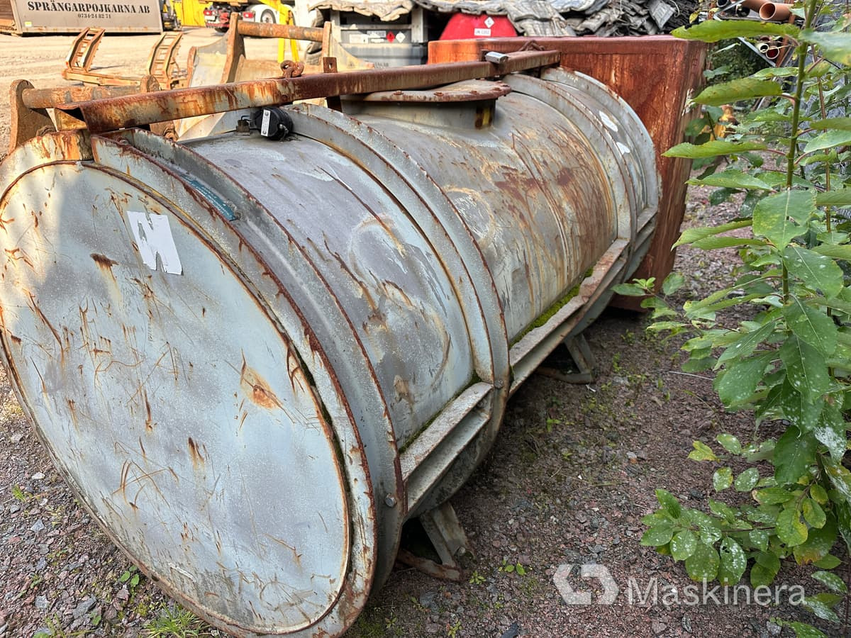 ABG 31A/Y/696/S/SP-054/0 Bränsletank ABG 1500 liter - Depolama tankı: fotoğraf 3 ABG 31A/Y/696/S/SP-054/0 Bränsletank ABG 1500 liter - Depolama tankı: fotoğraf 3