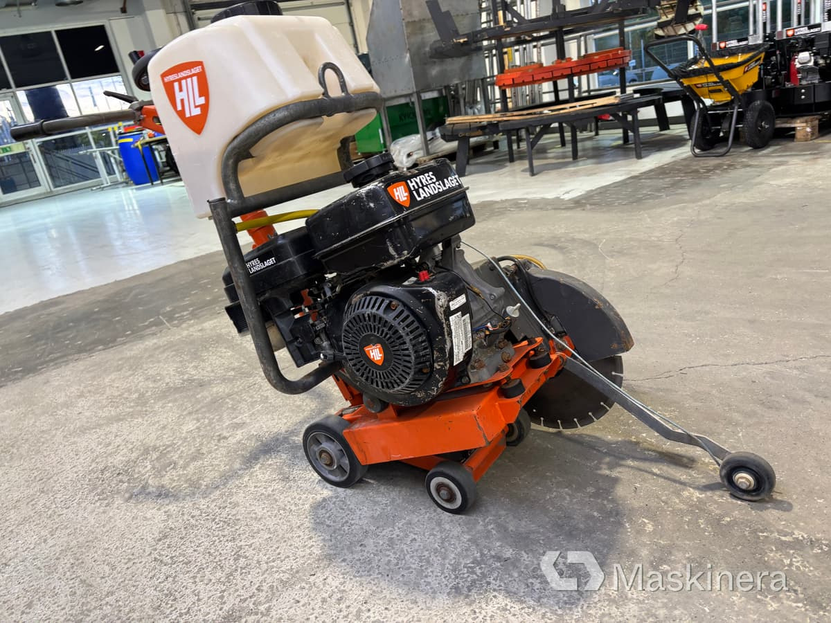 Asfaltskap Husqvarna FS 309 - Asfalt döşeme aracı: fotoğraf 3 Asfaltskap Husqvarna FS 309 - Asfalt döşeme aracı: fotoğraf 3