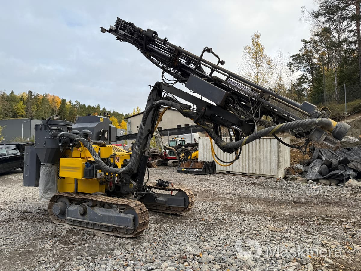 Borrvagn Atlas Copco FlexiROC T30R-03 - Burgu makinesi: fotoğraf 4 Borrvagn Atlas Copco FlexiROC T30R-03 - Burgu makinesi: fotoğraf 4