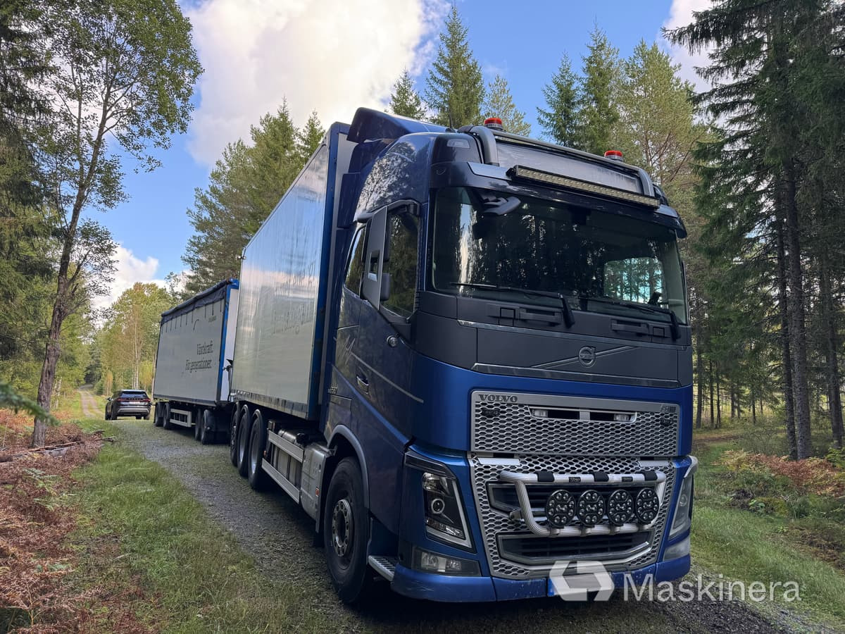Flisbil Volvo FH16 8X4 med kran & sidtipp - Çekici, Damperli römork: fotoğraf 3 Flisbil Volvo FH16 8X4 med kran & sidtipp - Çekici, Damperli römork: fotoğraf 3