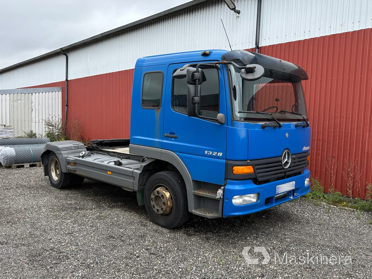 Lastbil Mercedes-Benz Atego 1328 LS 4X - Diğer araçlar: fotoğraf 1 Lastbil Mercedes-Benz Atego 1328 LS 4X - Diğer araçlar: fotoğraf 1