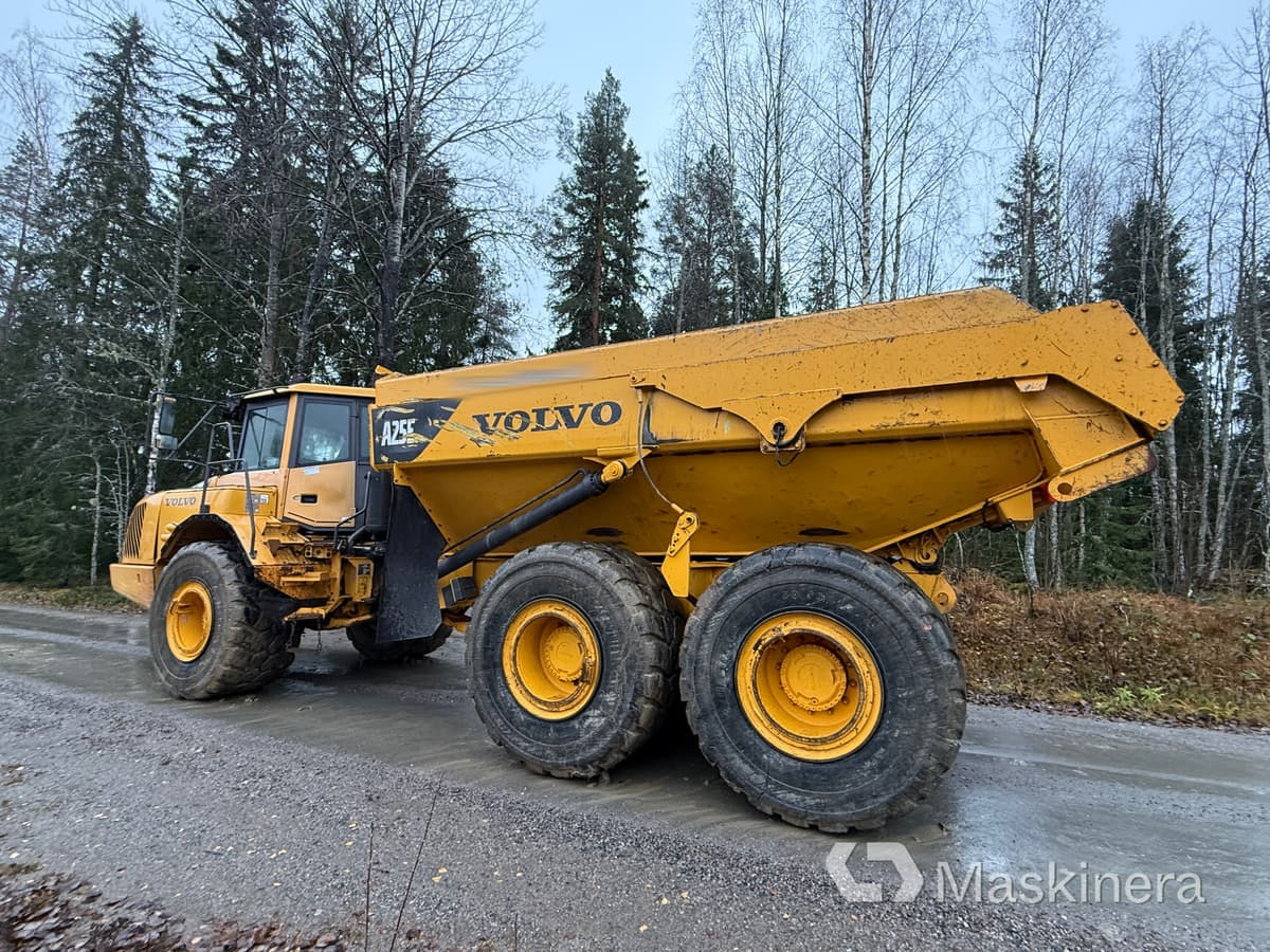 Dumper Volvo A25E 6x6 - Belden kırma kaya kamyonu: fotoğraf 4 Dumper Volvo A25E 6x6 - Belden kırma kaya kamyonu: fotoğraf 4