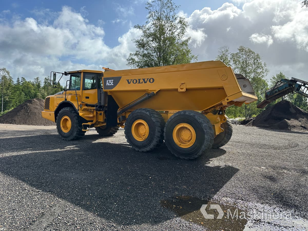 Dumper Volvo A25E 6x6 - Belden kırma kaya kamyonu: fotoğraf 4 Dumper Volvo A25E 6x6 - Belden kırma kaya kamyonu: fotoğraf 4