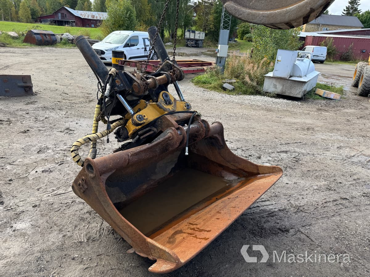 Engcon EC3027GR9 Tiltrotator Engcon med planeringsskopa B27-fäste - Ekskavatör kovası: fotoğraf 1 Engcon EC3027GR9 Tiltrotator Engcon med planeringsskopa B27-fäste - Ekskavatör kovası: fotoğraf 1