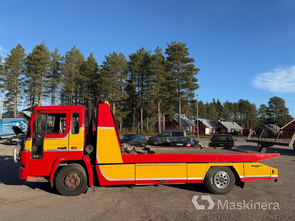 Flakbärgare Volvo FL 611 - Çekici kamyonu: fotoğraf 2 Flakbärgare Volvo FL 611 - Çekici kamyonu: fotoğraf 2