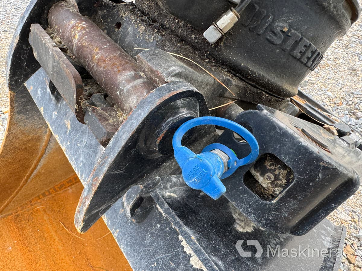 Paletli ekskavatör Grävmaskin Airman AX33u-7 med tillbehör: fotoğraf 42