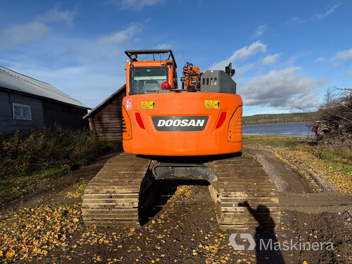 Grävmaskin Doosan DX140LCR-5 / Skördaraggregat 25RH - Paletli ekskavatör: fotoğraf 4 Grävmaskin Doosan DX140LCR-5 / Skördaraggregat 25RH - Paletli ekskavatör: fotoğraf 4