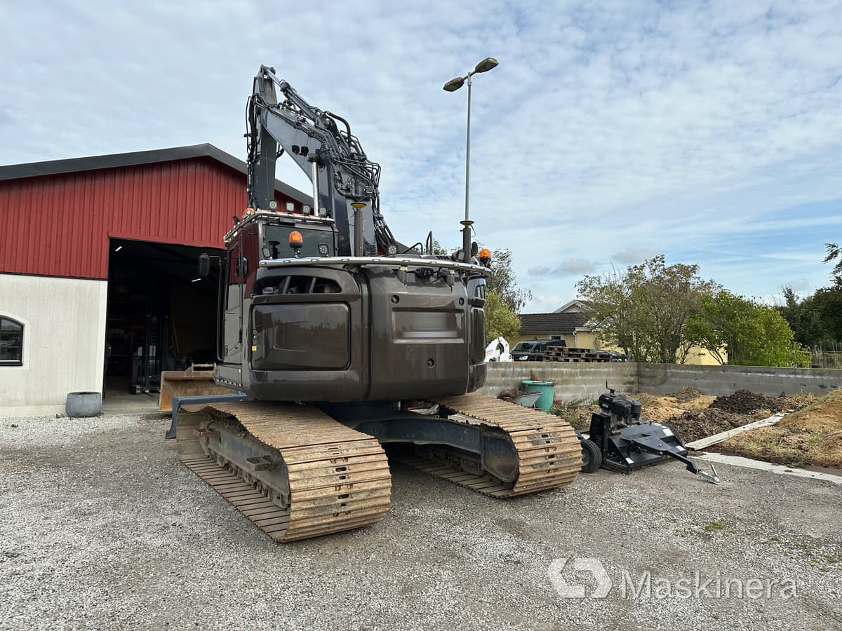 Grävmaskin Kobelco SK270SRNLC-5 - Paletli ekskavatör: fotoğraf 3 Grävmaskin Kobelco SK270SRNLC-5 - Paletli ekskavatör: fotoğraf 3