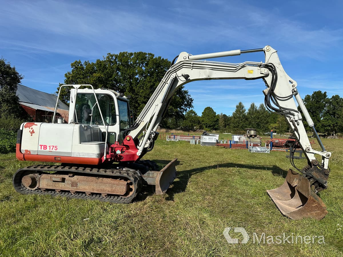 Grävmaskin Takeuchi TB175 - Paletli ekskavatör: fotoğraf 4 Grävmaskin Takeuchi TB175 - Paletli ekskavatör: fotoğraf 4