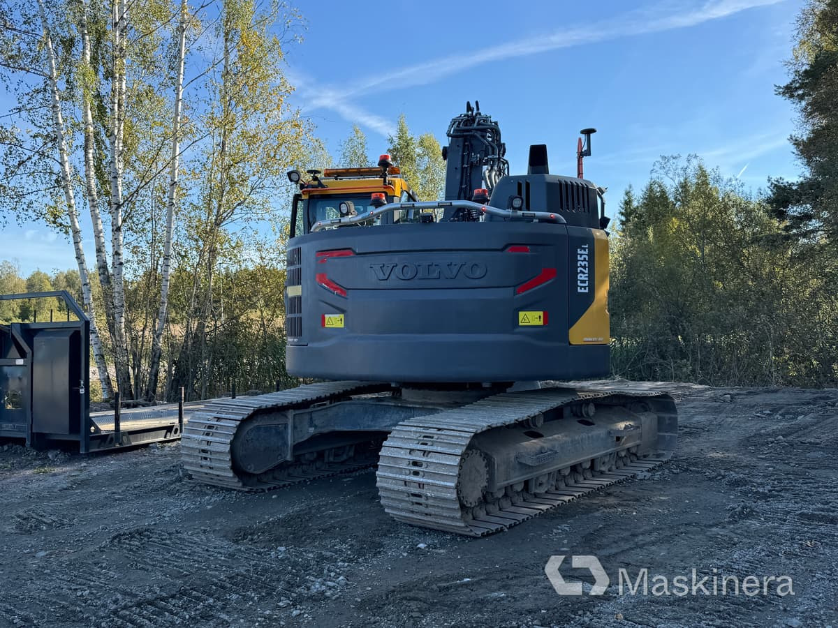 Grävmaskin Volvo ECR235EL - Paletli ekskavatör: fotoğraf 3 Grävmaskin Volvo ECR235EL - Paletli ekskavatör: fotoğraf 3