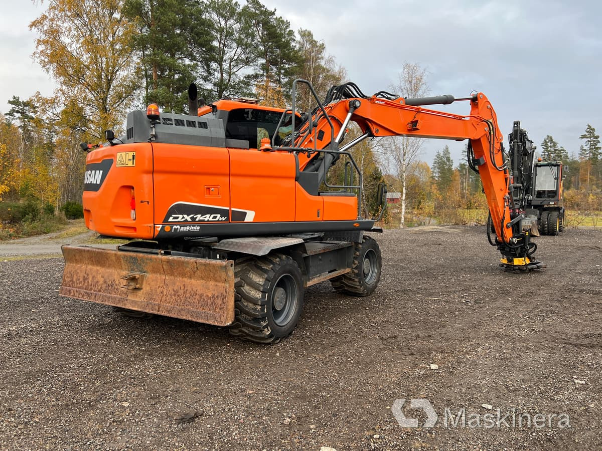 Hjulgrävare Doosan DX140-5 - Paletli ekskavatör: fotoğraf 5 Hjulgrävare Doosan DX140-5 - Paletli ekskavatör: fotoğraf 5