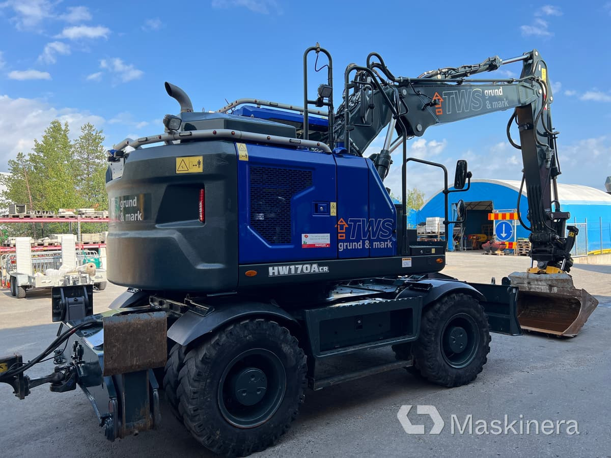 Hjulgrävare Hyundai HW170A CR med tillbehör - Paletli ekskavatör: fotoğraf 5 Hjulgrävare Hyundai HW170A CR med tillbehör - Paletli ekskavatör: fotoğraf 5
