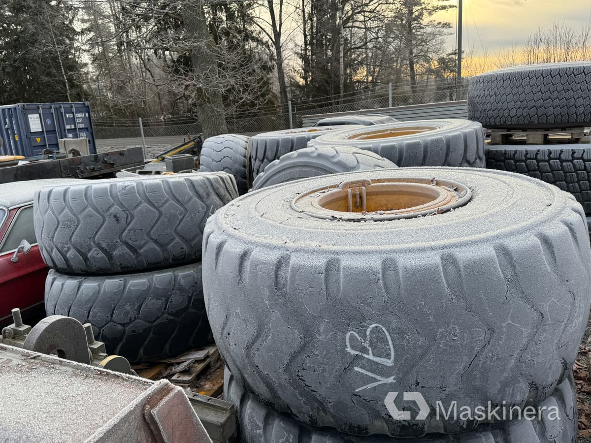 Hjullastardäck till Volvo L150 x4 - Lastik - İş makinaları: fotoğraf 1 Hjullastardäck till Volvo L150 x4 - Lastik - İş makinaları: fotoğraf 1
