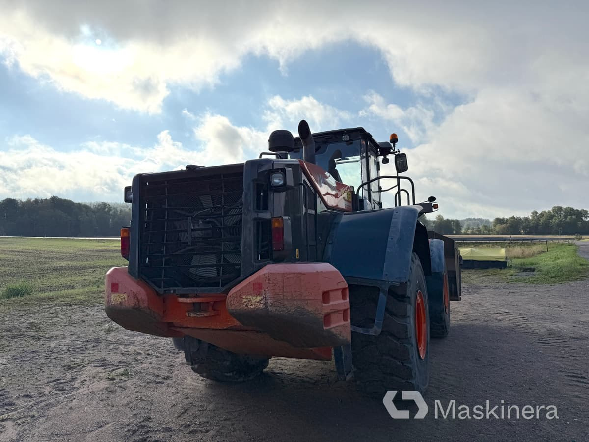 Hjullastare Hitachi ZW330-5B - Tekerlekli yükleyici: fotoğraf 5 Hjullastare Hitachi ZW330-5B - Tekerlekli yükleyici: fotoğraf 5